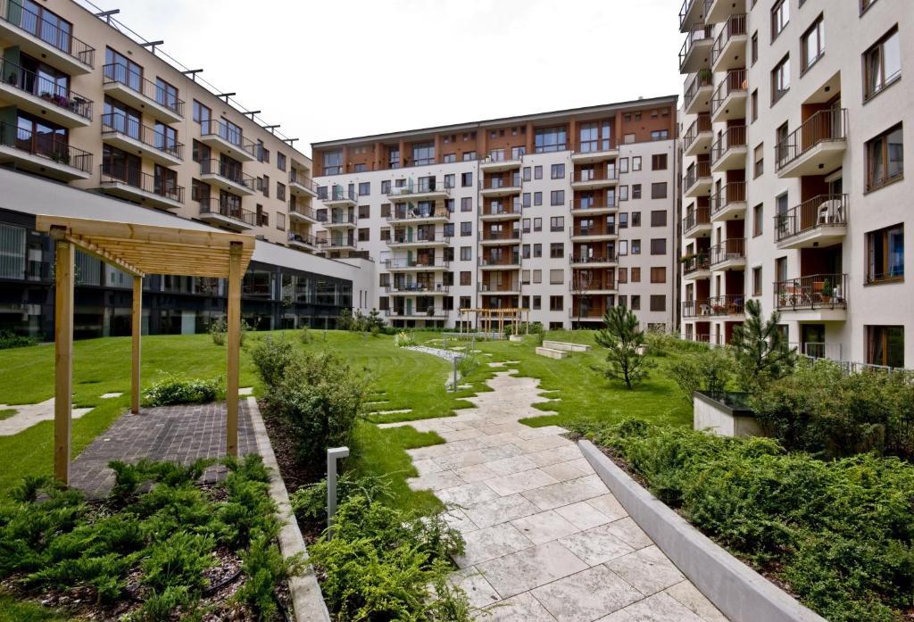 Corvin Lux Aparthotel Budapest Exterior photo
