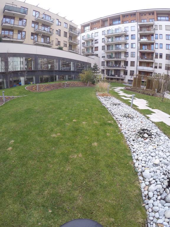 Corvin Lux Aparthotel Budapest Exterior photo